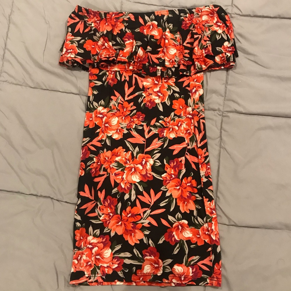 NWT Miss Selfridge - Off-the-shoulder Mini dress